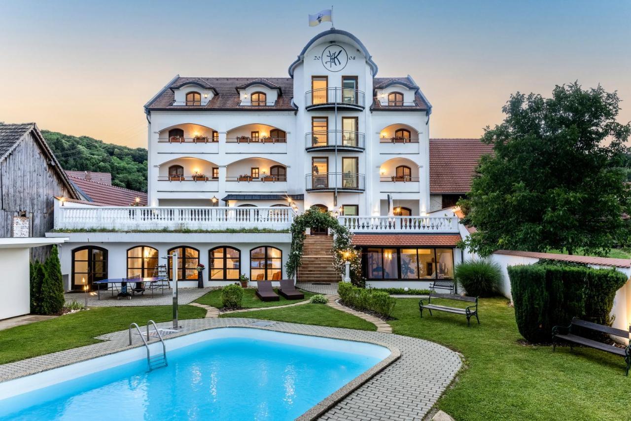 Genussgasthof & Hotel Beim Krutzler Heiligenbrunn Exterior foto